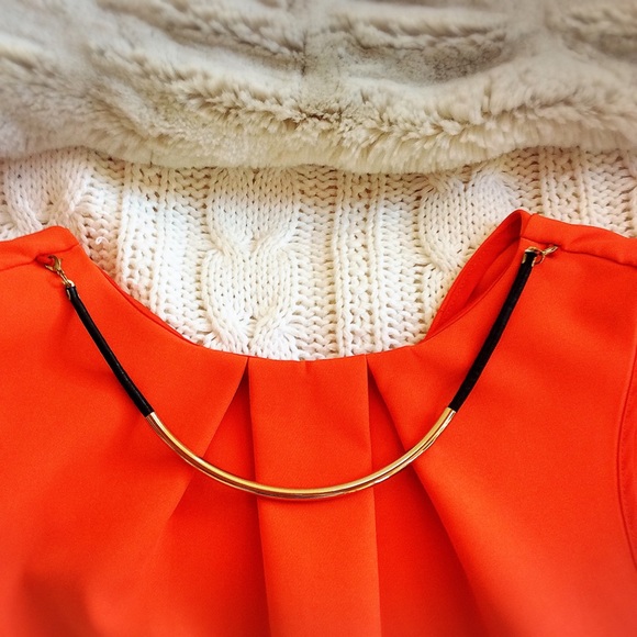 Bright Orange Blouse w Removable Necklace - Picture 5 of 8